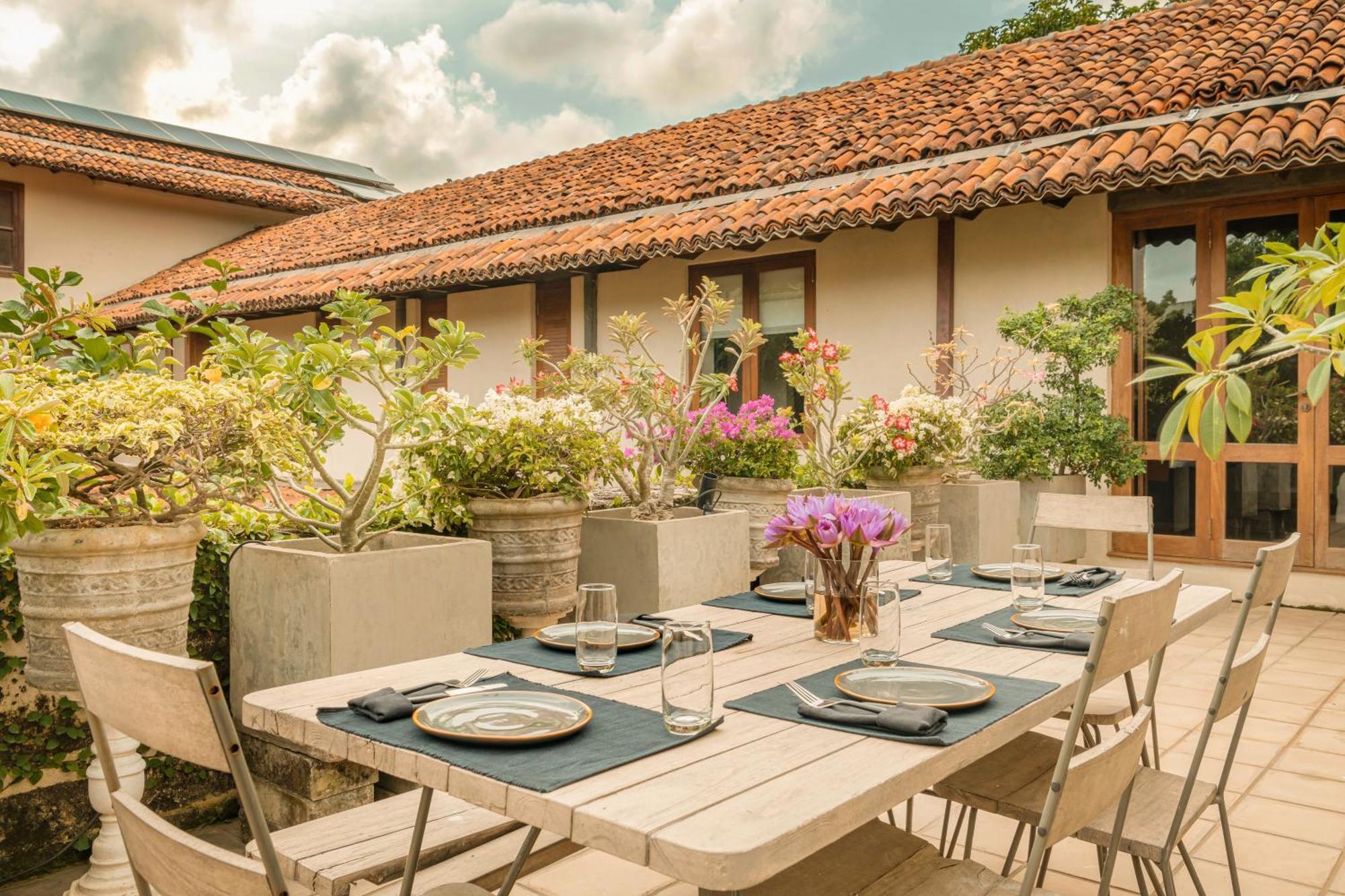 Ishq Colombo Bed and Breakfast Exteriör bild